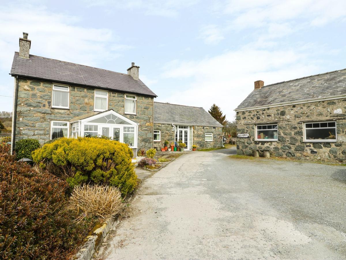 Bwthyn Ael Y Bryn Villa Dolbenmaen Eksteriør bilde