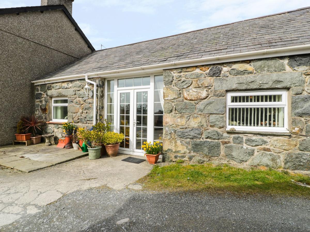 Bwthyn Ael Y Bryn Villa Dolbenmaen Eksteriør bilde